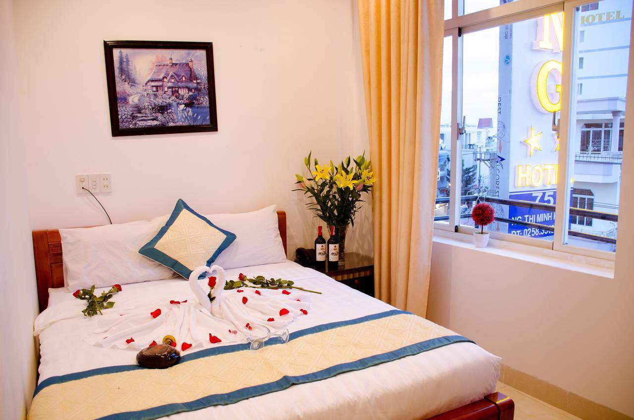 Minh Duong Nha Trang Hotel Buitenkant foto